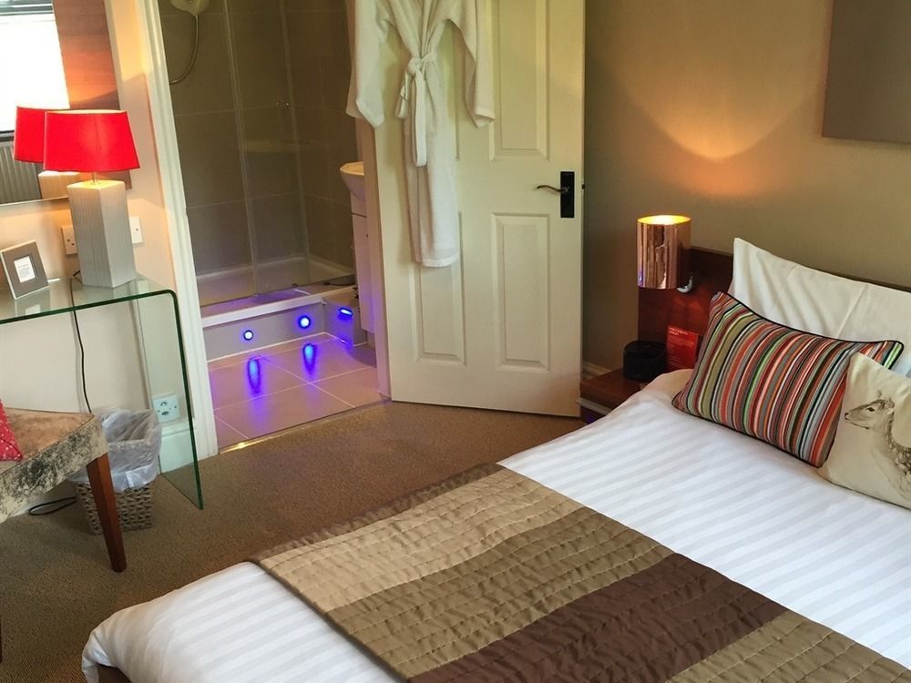 The Bijou Hotel Harrogate Eksteriør billede